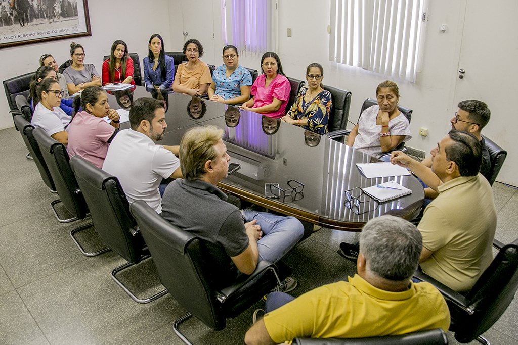 Prefeito Define Decreto Carga Hor Ria Para Servidores Da Rede De